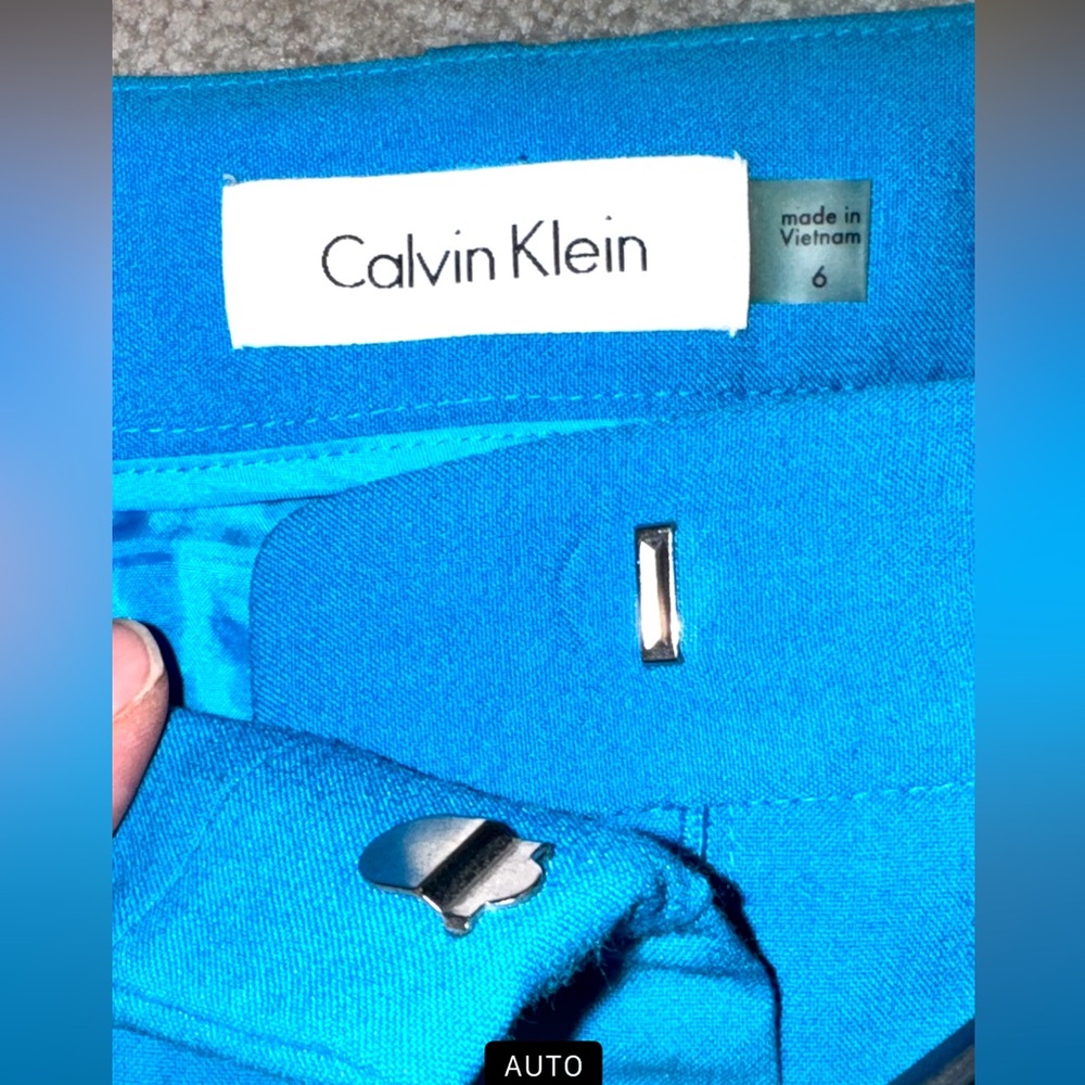 Calvin Klein Women’s Pencil Skirt with skinny belt
